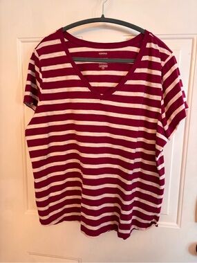 New Sonoma raspberry and Cream Striped V-Neck Tee xxl